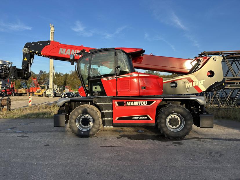 Rotating telehandler Manitou MRT 2660