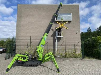 Spider crane Unic URW-eco-095